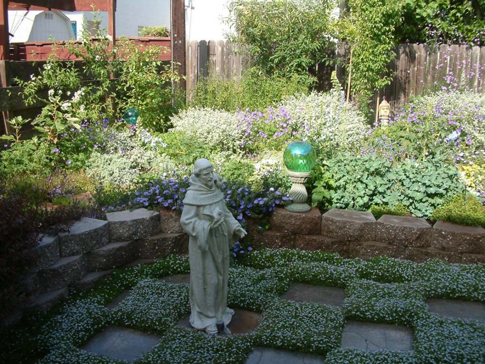 St. Francis Garden